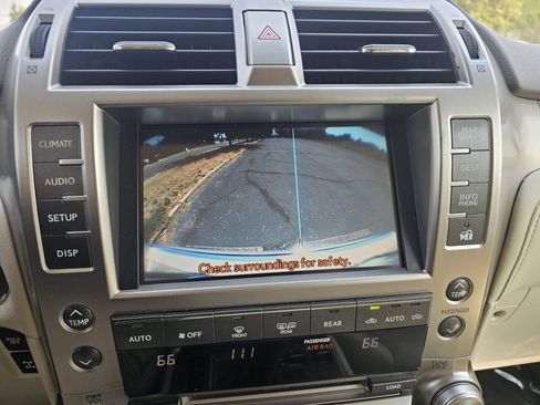 Used 2012 Lexus GX 460 w/ Comfort Plus Pkg AWD/4WD image 19