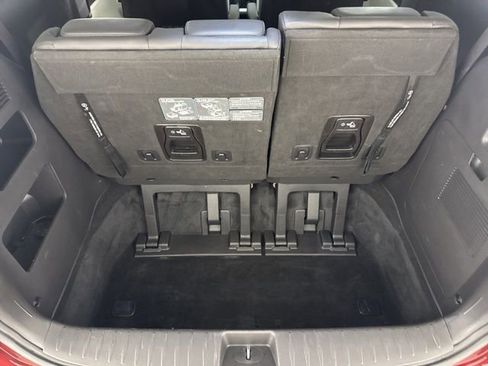 Certified 2023 Kia Carnival SX Prestige image 30