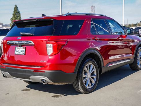 Used 2023 Ford Explorer Limited image 9