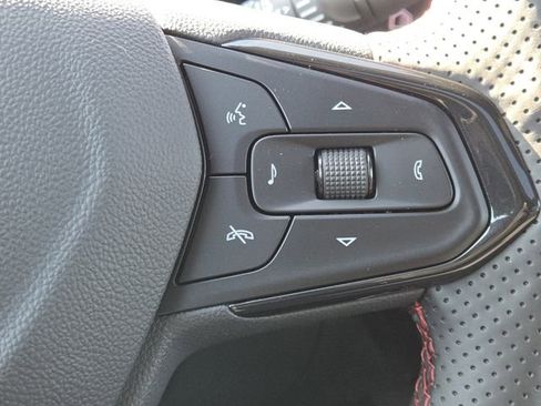 New 2026 Chevrolet Trax RS w/ Sunroof Package FWD image 15