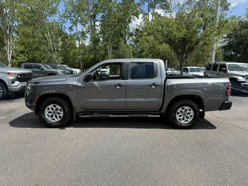 Used 2025 Nissan Frontier S RWD image 2