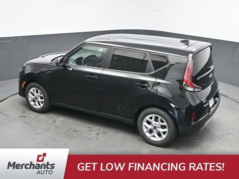 Used 2023 Kia Soul LX w/ LX Technology Package FWD image 21