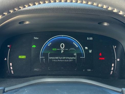 Used 2025 Toyota Camry SE image 18