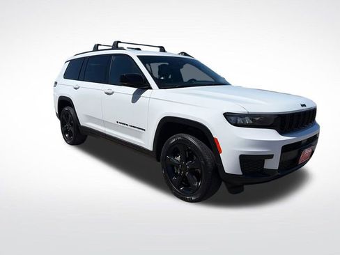 Used 2023 Jeep Grand Cherokee L Laredo AWD/4WD image 11