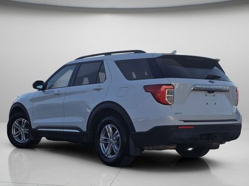 Used 2020 Ford Explorer XLT w/ Cold Weather Package image 22