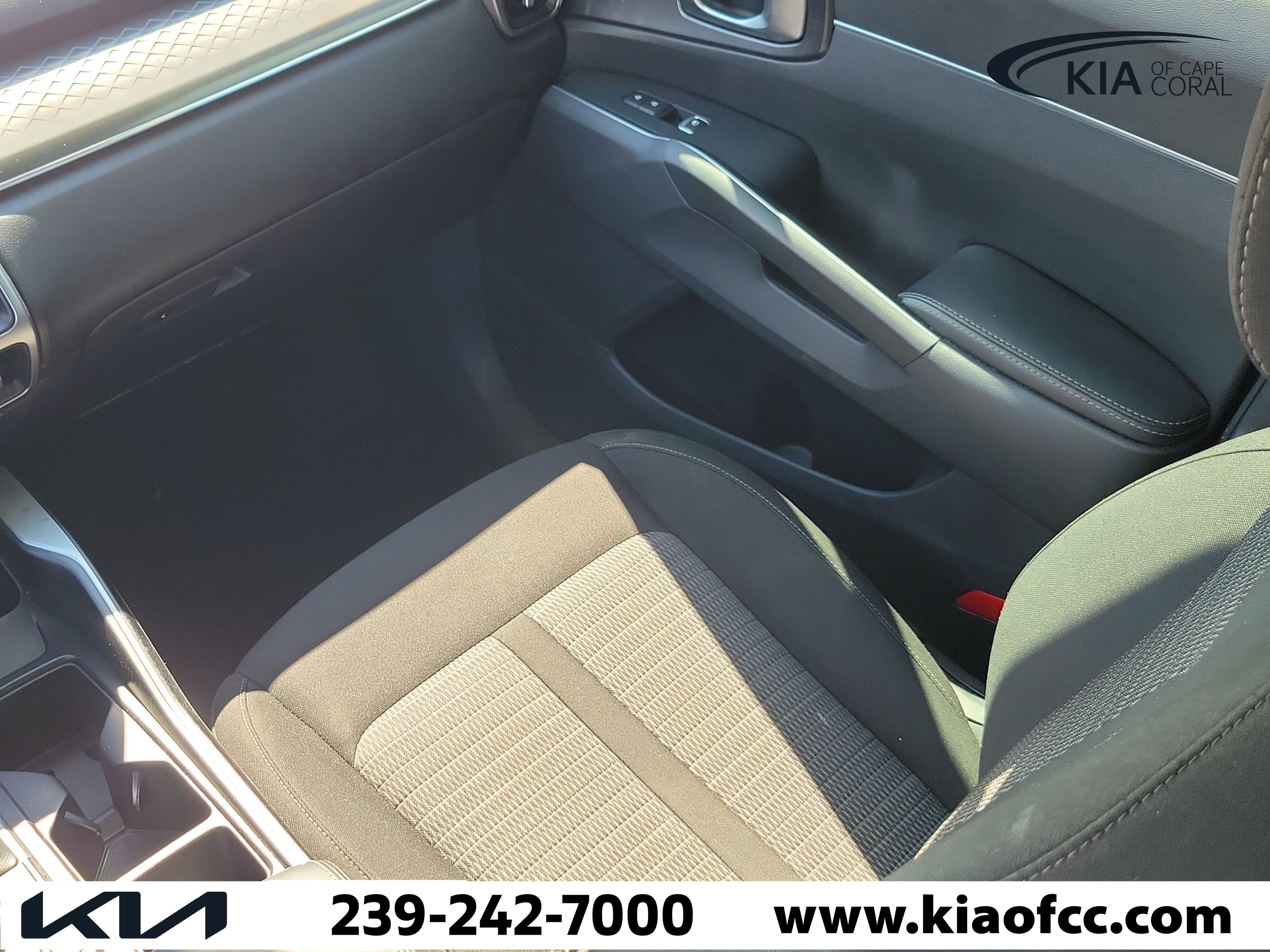 Used 2022 Kia Sorento LX FWD image 18