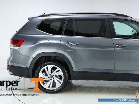 Used 2023 Volkswagen Atlas SE w/ Panoramic Sunroof Package FWD image 11