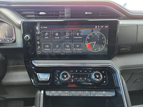 Used 2024 GMC Sierra 1500 Denali w/ Technology Package AWD/4WD image 25