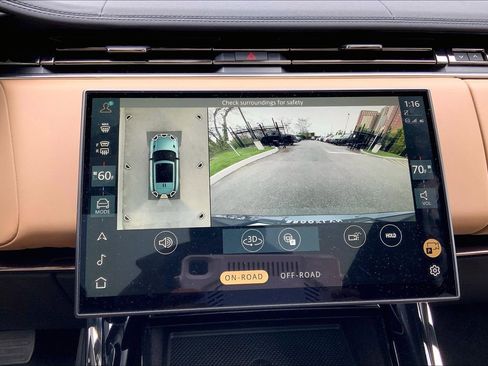 Certified 2025 Land Rover Range Rover Sport SE AWD/4WD image 26