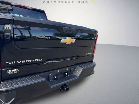 Used 2026 Chevrolet Silverado 1500 Custom RWD image 32
