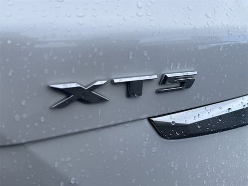 Used 2022 Cadillac XT5 Premium Luxury image 32