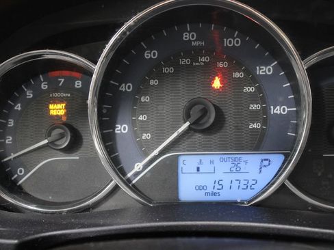 Used 2016 Toyota Corolla LE image 16