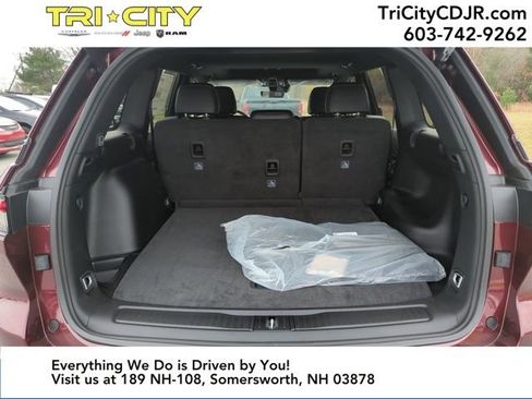 New 2025 Jeep Grand Cherokee Altitude image 22