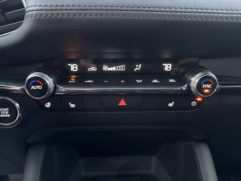 Certified 2025 MAZDA MAZDA3 2.5 Turbo Sedan w/Premium Plus image 36