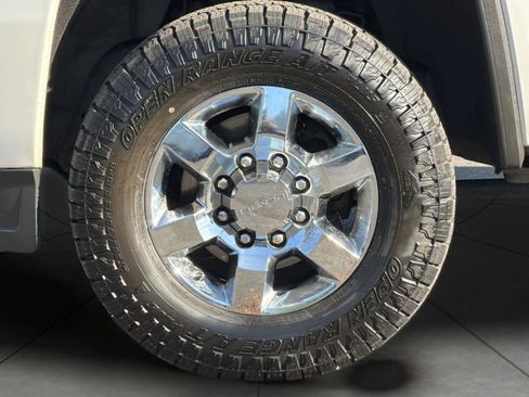 Used 2019 GMC Sierra 3500 Denali AWD/4WD image 11