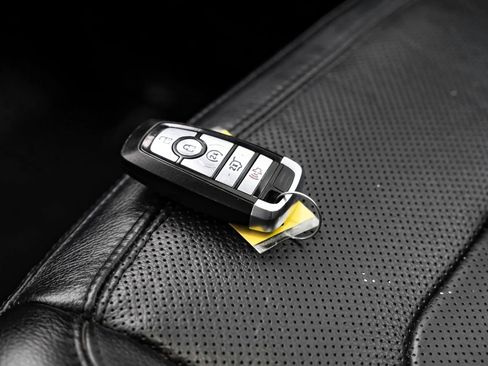 Used 2019 Ford Expedition Limited w/ Cargo Package image 73