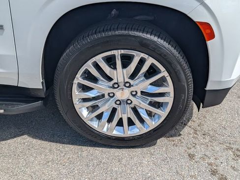 Used 2023 Chevrolet Tahoe LT w/ LT Signature Plus Package image 18