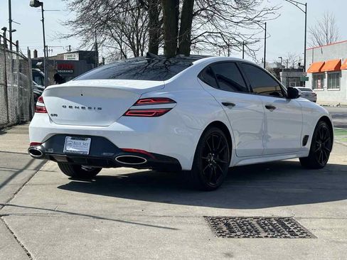 Used 2022 Genesis G70 3.3T image 5