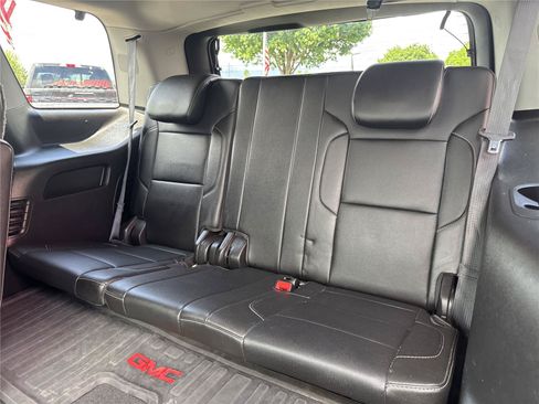 Used 2019 GMC Yukon SLT AWD/4WD image 35