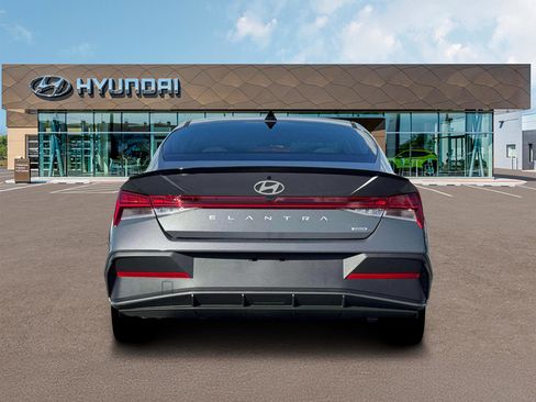 New 2026 Hyundai Elantra Sport image 5