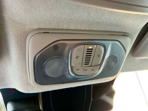 Used 2023 RAM ProMaster 2500 FWD image 19