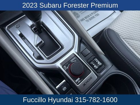 Used 2023 Subaru Forester Premium image 12