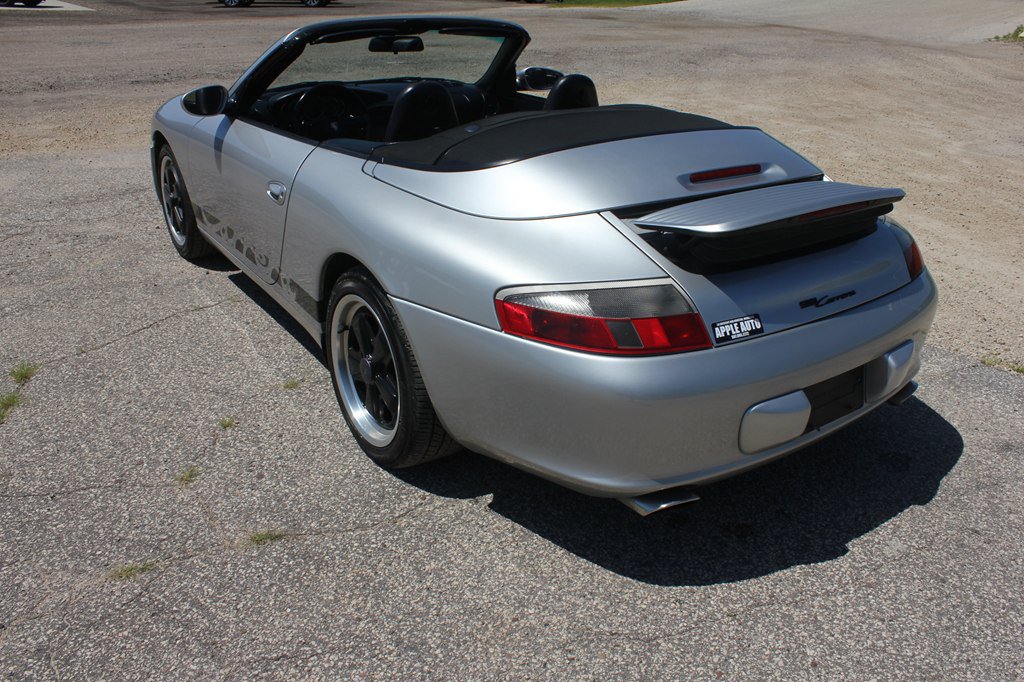 Used 2004 Porsche 911 Carrera RWD image 15