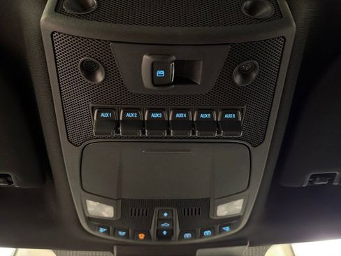 Used 2022 Ford F250 Lariat w/ Black Appearance Package AWD/4WD image 29