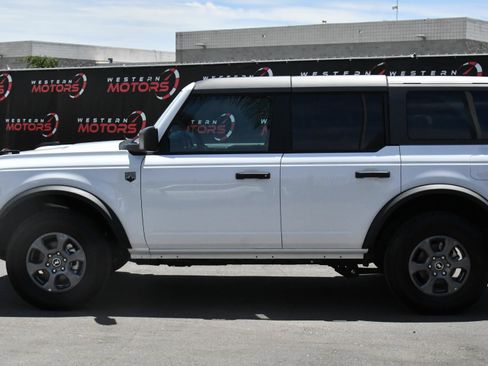 Used 2025 Ford Bronco Big Bend AWD/4WD image 4