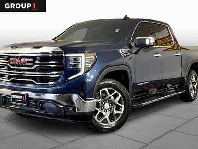 Used 2022 GMC Sierra 1500 SLT w/ SLT Convenience Package