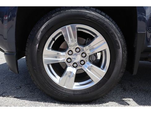 Used 2018 Chevrolet Colorado Z71 w/ Centennial Edition AWD/4WD image 9