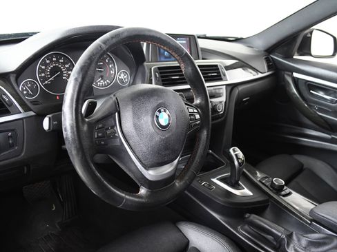 Used 2018 BMW 330i Sedan w/ Convenience Package image 20