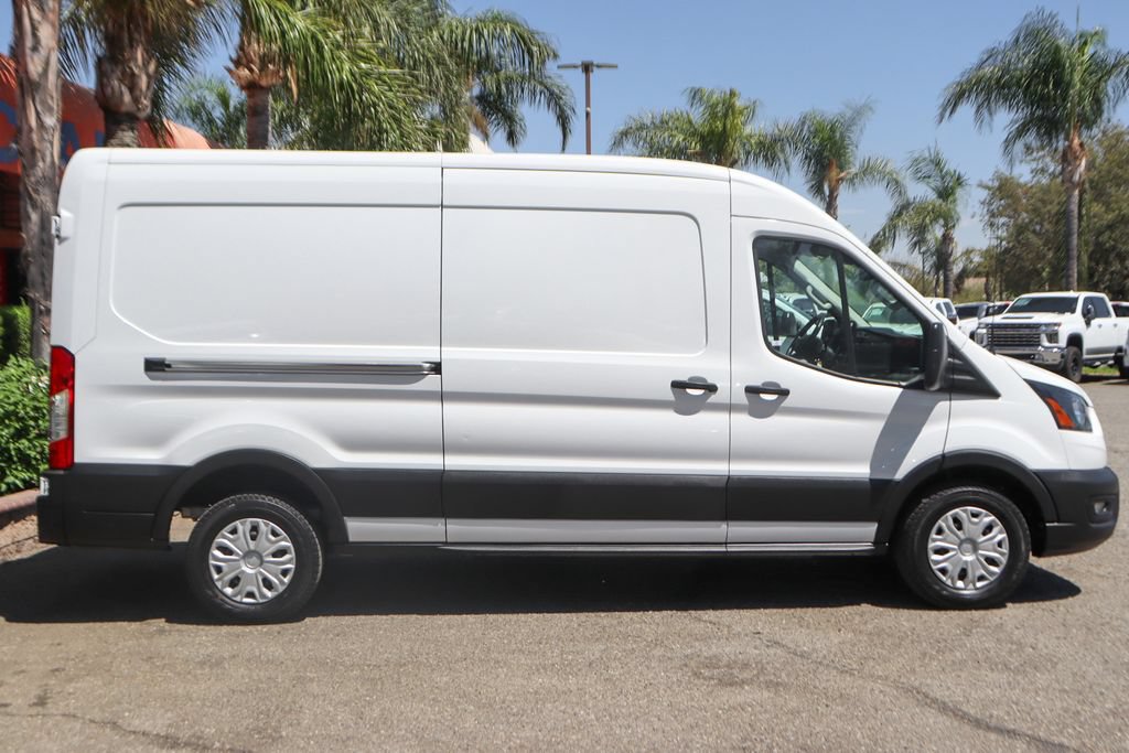 Used 2022 Ford E-Transit Medium Roof RWD image 11