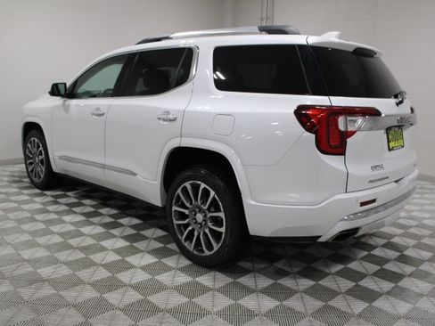 Used 2021 GMC Acadia Denali w/ Denali Technology Package AWD/4WD image 10