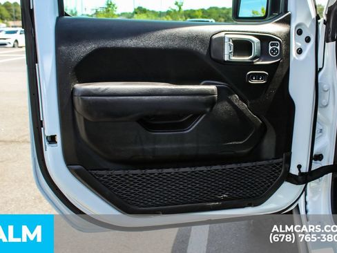 Used 2025 Jeep Wrangler Unlimited Sport AWD/4WD image 37