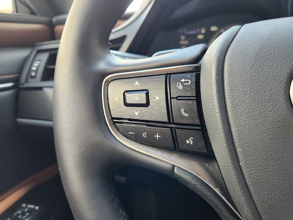 Certified 2025 Lexus ES 350 w/ Premium Package FWD image 29