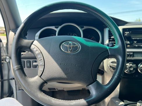 Used 2004 Toyota 4Runner Sport AWD/4WD image 21