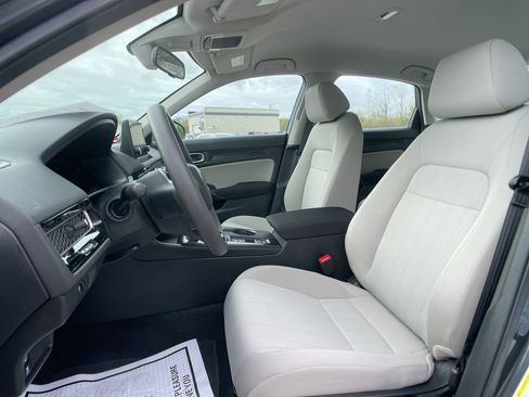 Used 2023 Honda Civic LX image 12