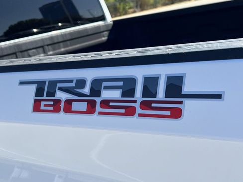 Used 2024 Chevrolet Silverado 1500 LT Trail Boss w/ Protection Package AWD/4WD image 5