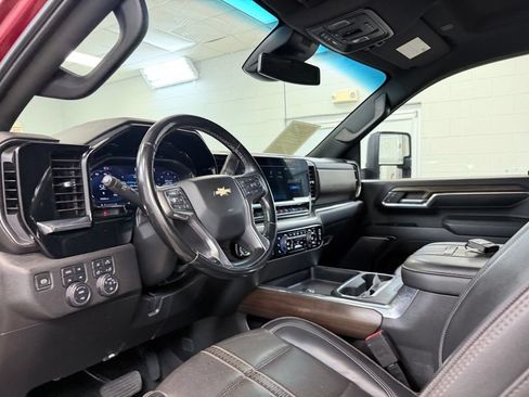 Used 2024 Chevrolet Silverado 3500 High Country w/ Z71 Off-Road Package AWD/4WD image 18