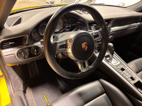 Used 2013 Porsche 911 Carrera 4S image 12