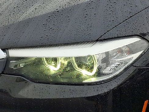 Used 2018 BMW 540i xDrive 540i xDrive image 9