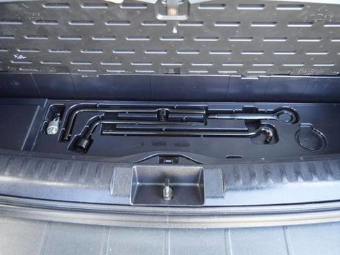 Used 2012 Toyota Highlander Limited w/ Tow Pkg AWD/4WD image 45