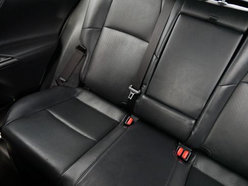 Used 2023 Toyota Venza Limited AWD/4WD image 12