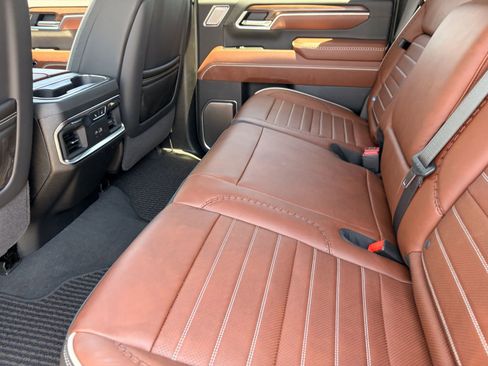 Used 2026 GMC Sierra 2500 Denali Ultimate w/ Max Trailering Package AWD/4WD image 14