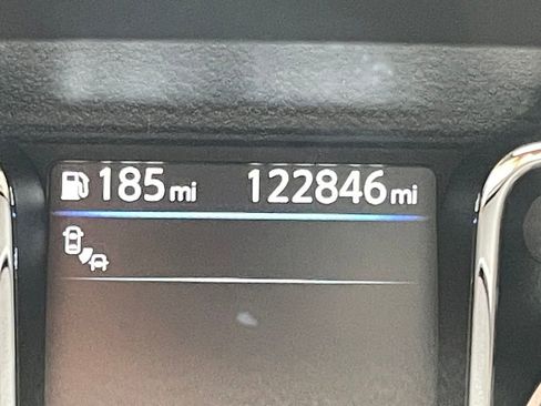 Used 2019 Nissan Titan Platinum Reserve w/ Platinum Utility Package AWD/4WD image 16