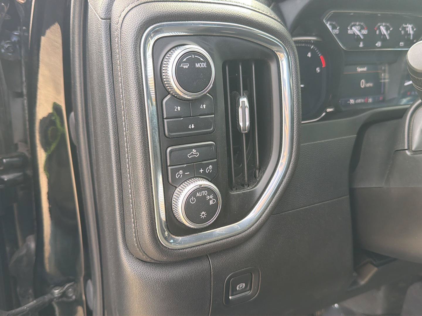Used 2023 GMC Sierra 2500 SLE AWD/4WD image 22