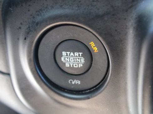 Used 2022 Jeep Wrangler Unlimited Rubicon 4xe w/ Cold Weather Group AWD/4WD image 24
