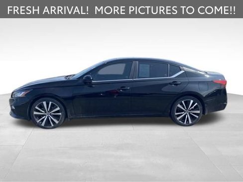 Used 2021 Nissan Altima 2.5 SR w/ SR Premium Package FWD image 8