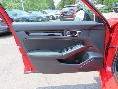 Certified 2025 Honda Civic Sport Touring image 16